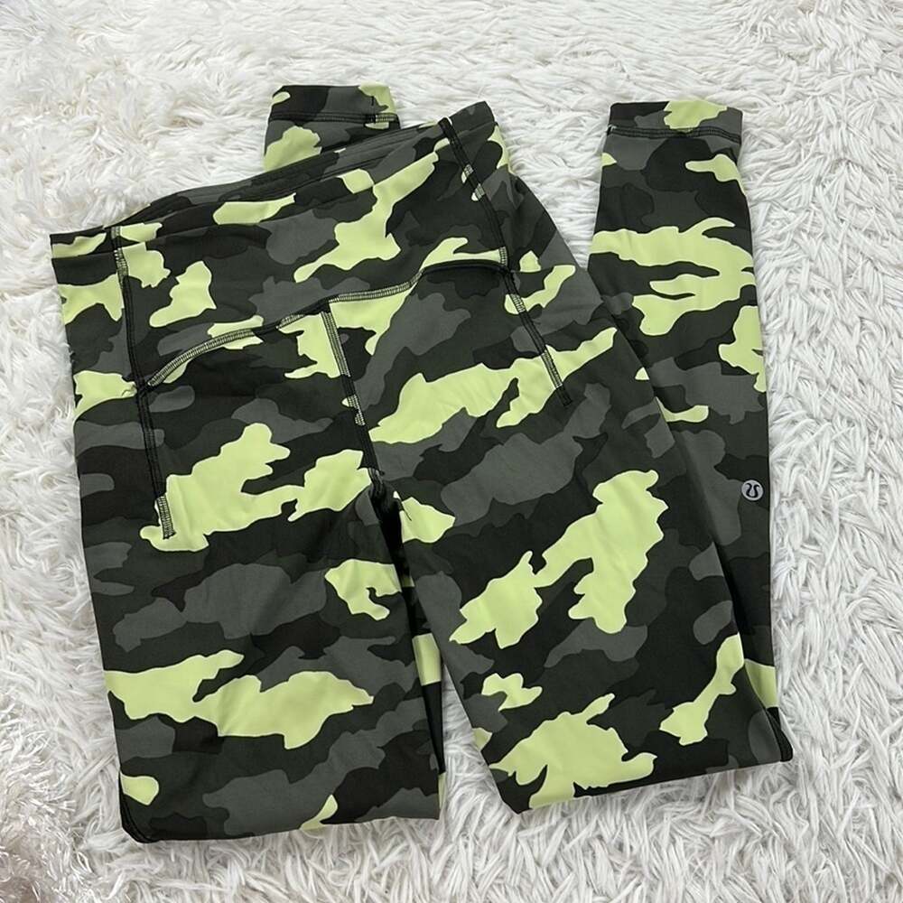 Lululemon Swift Speed High-Rise Tight 28" Heritage 365 Camo Crispin Green Multi